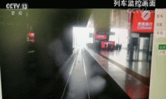 “南京旅客横穿铁轨身亡”铁路局被判无责，记者调